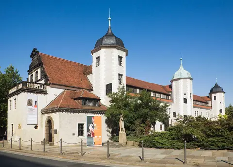 Gebäude des Museum für Sächsische Volkskunst von außen